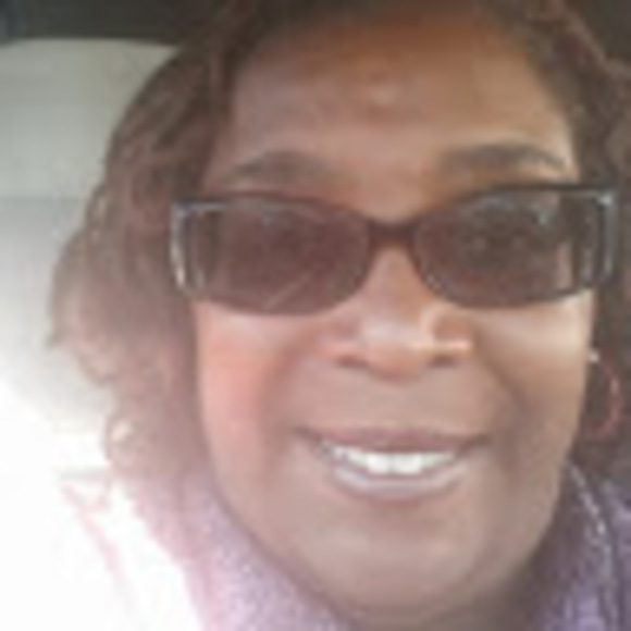 Meet your Posher, Yvonne - Picture 1 of 1